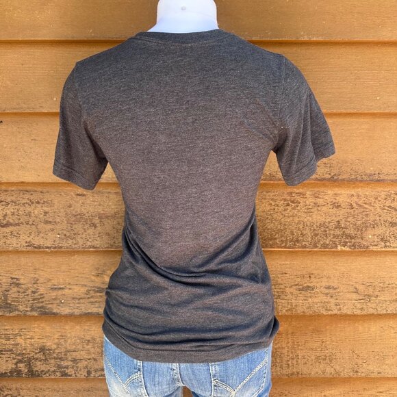 Yosemite Graphic Tee Shirt Soft Cotton Blend Heather Gray Camping Scene Women’s - Picture 2 of 11